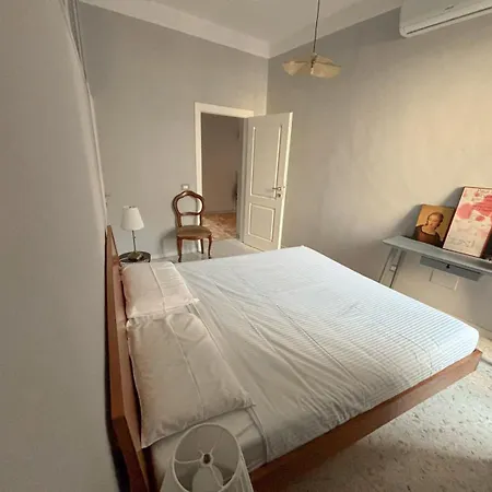 Attico Mugnai - Stylish Penthhouse In * Rome